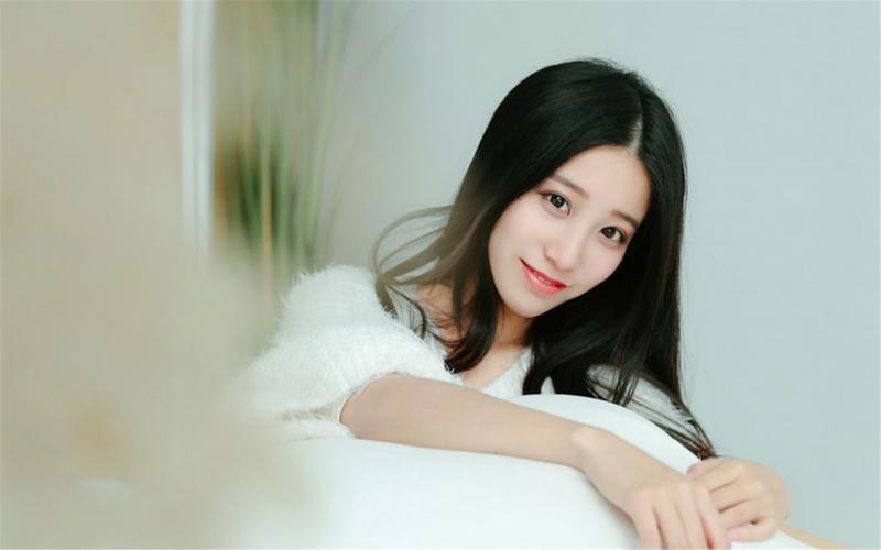 王毅会见塔吉克斯坦外长穆赫里丁